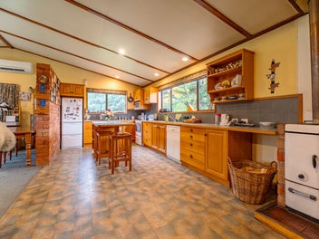 Rare Opportunity in the Heart of Woodbury...