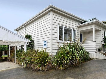 Image 1 of 10