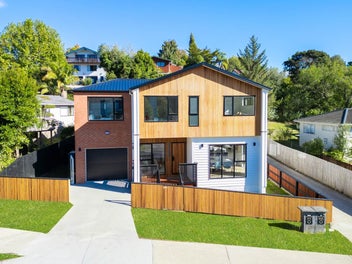 Your Dream Home in the Heart of Browns Bay!