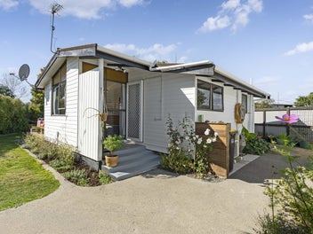 Private Oasis BEO $389,000