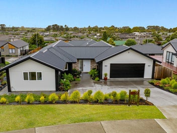 Vendors Downsizing - Present Your Offer!