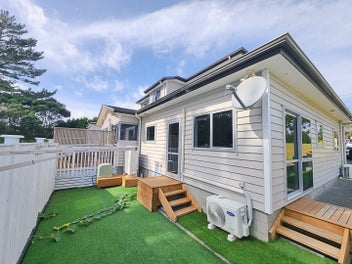 Image 1 of 11