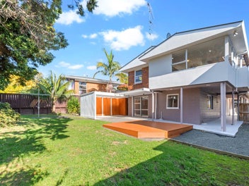 Spacious Versatile Family Living in Prime Location