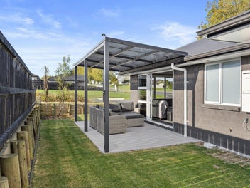 Modern, easy-care living in a prime location