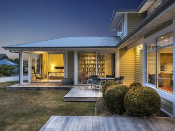 Where the Hamptons meet Karitane