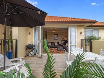 Stylish, Solid & Seriously Selling–Make Your Move!