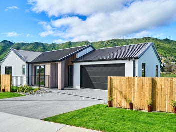 100 Waipunahau Road, Manu Park, Waikanae