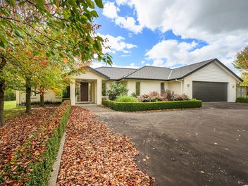 Superior Home in Superior Setting