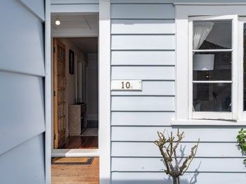 The Ideal Home - Character, Comfort & Convenience