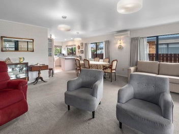 Prime Location on Princes Street
