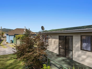 Image 1 of 25