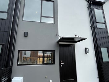 Image 1 of 21