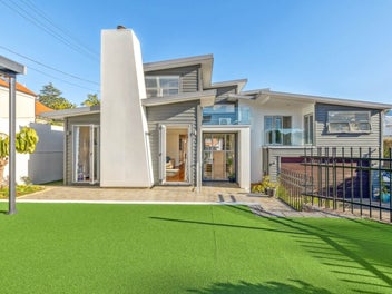 Epsom Luxury Masterpiece - DGZ