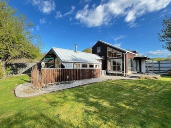 Image 1 of 16