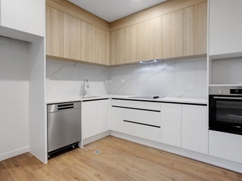 Spacious & Stylish 3-Bedroom Homes + Garage!