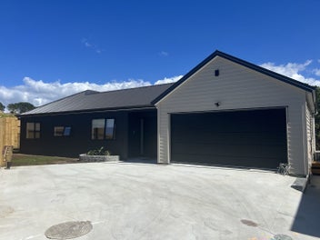Image 1 of 21
