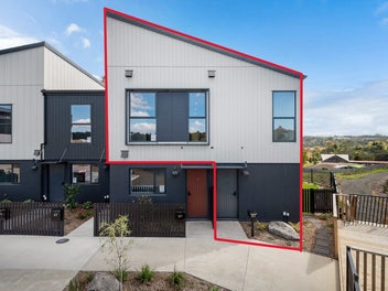 Stylish retreat with stunning views - Lot D8