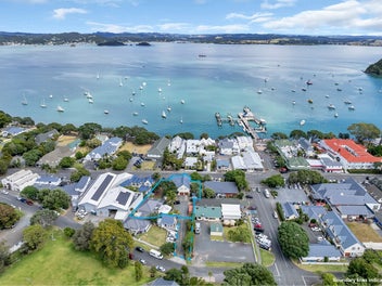 Image 1 of 20