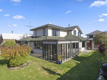 Exceptional family living in Mosgiel