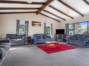 Now priced at only $460,000 - Crikey!