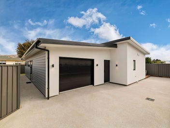 The Perfect Blend of Privacy and Effortless Living