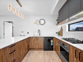 Owner Relocating - No Plan B Must Sell!