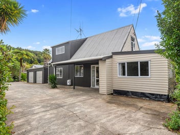 Live close to Te Kamo Village