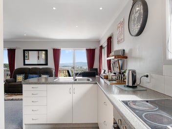 Maketu coastal classic - views, space, potential