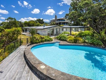 Awe-Inspiring Tipau Point Estate