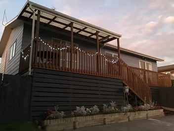 Image 1 of 7