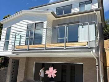 Image 1 of 10