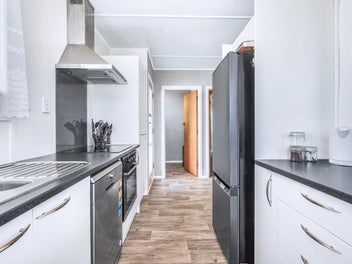 A comfortable home close to the lake