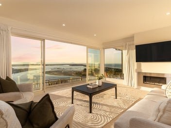 Sunny, Lower Slopes Coastal Retreat