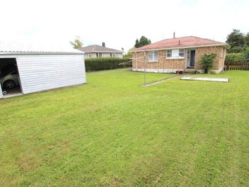 Brick home Tokoroa must sell!