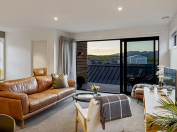 Effortless Living with West-Facing Views