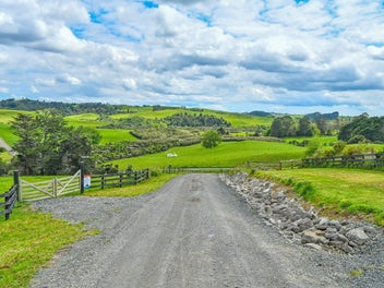 Last LOT Left in Ararimu - Act Now or Miss Out