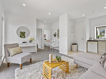 Live the Ellerslie Village Lifestyle