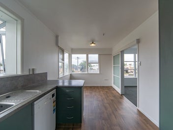 Image 1 of 18