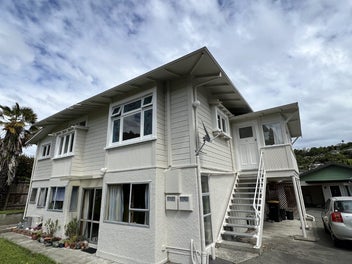 Image 1 of 20