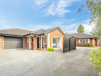 Legal Home & Income in Botany College Zone