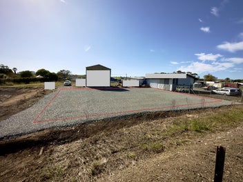 Image 1 of 6