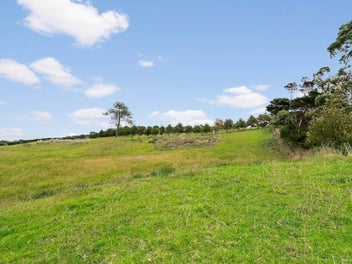 1.08 hectares - Services at the Building Platform