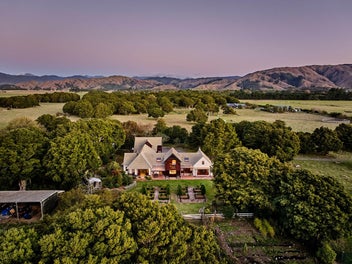 Chelmswood Country Charm