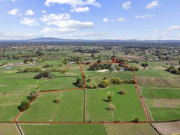 Two Homes On 13 Hectares