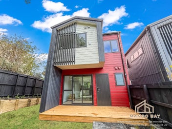 New Coastal Homes by Sea & Park