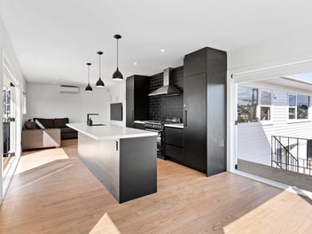 Modernised 1960s Classic in Prime Location