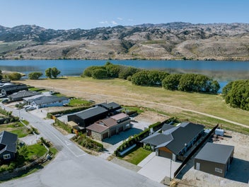 Lakeside Living