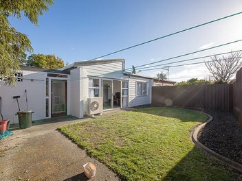 Smart Little Number - Best Location