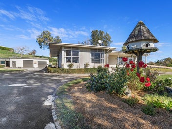 Country Retreat with Space Character & Potential