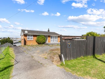 Perfect 787sqm investment property